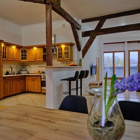 Urania Apartamenty Kowary Kamer foto